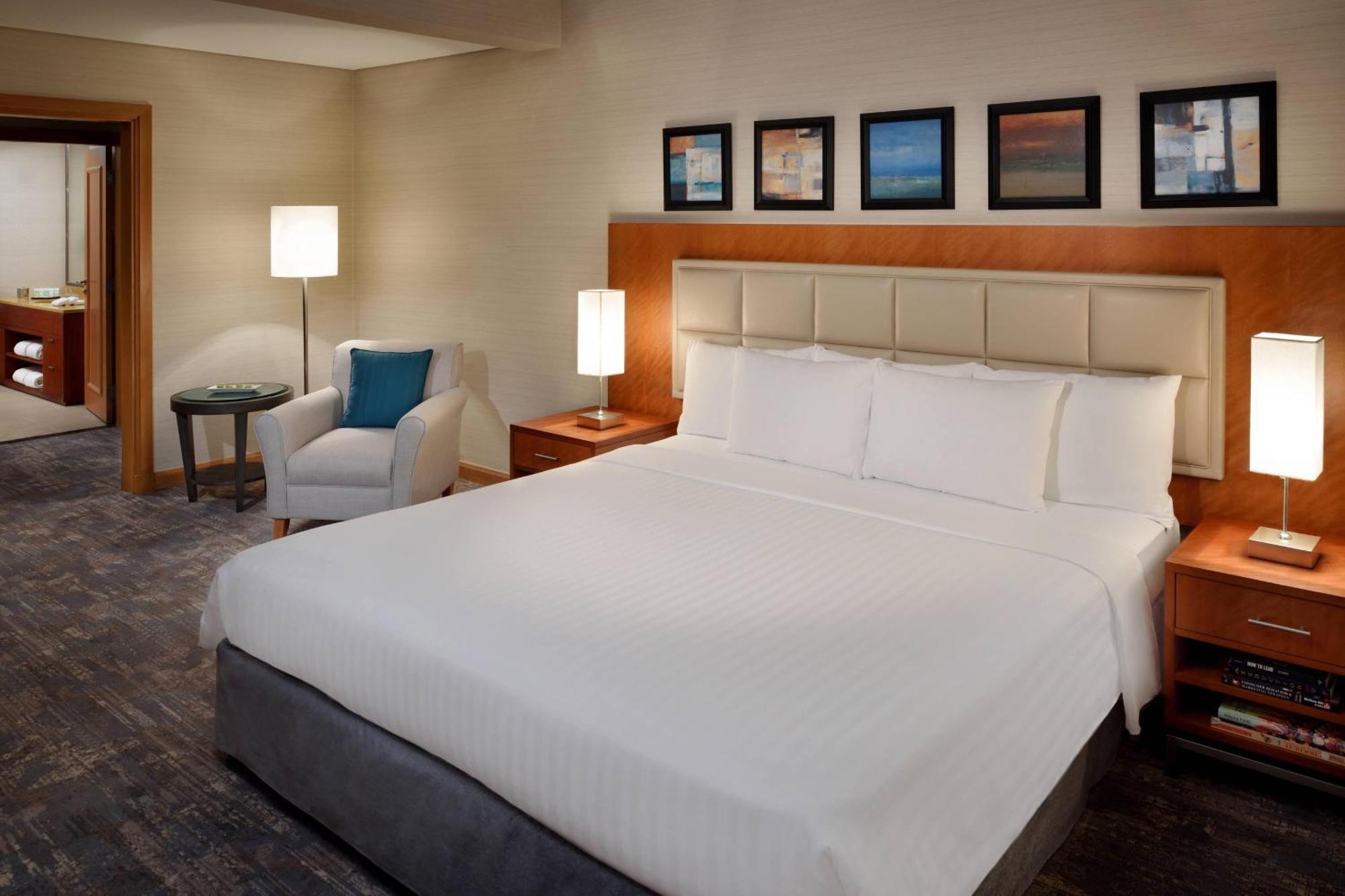 Courtyard By Marriott Kuwait City Exterior photo