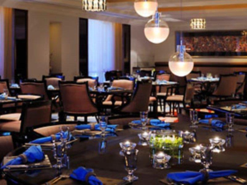Courtyard By Marriott Kuwait City Exterior photo