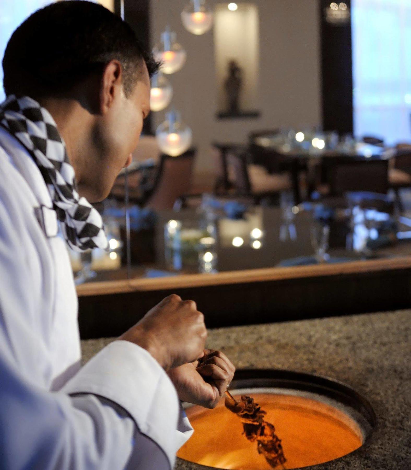 Courtyard By Marriott Kuwait City Exterior photo